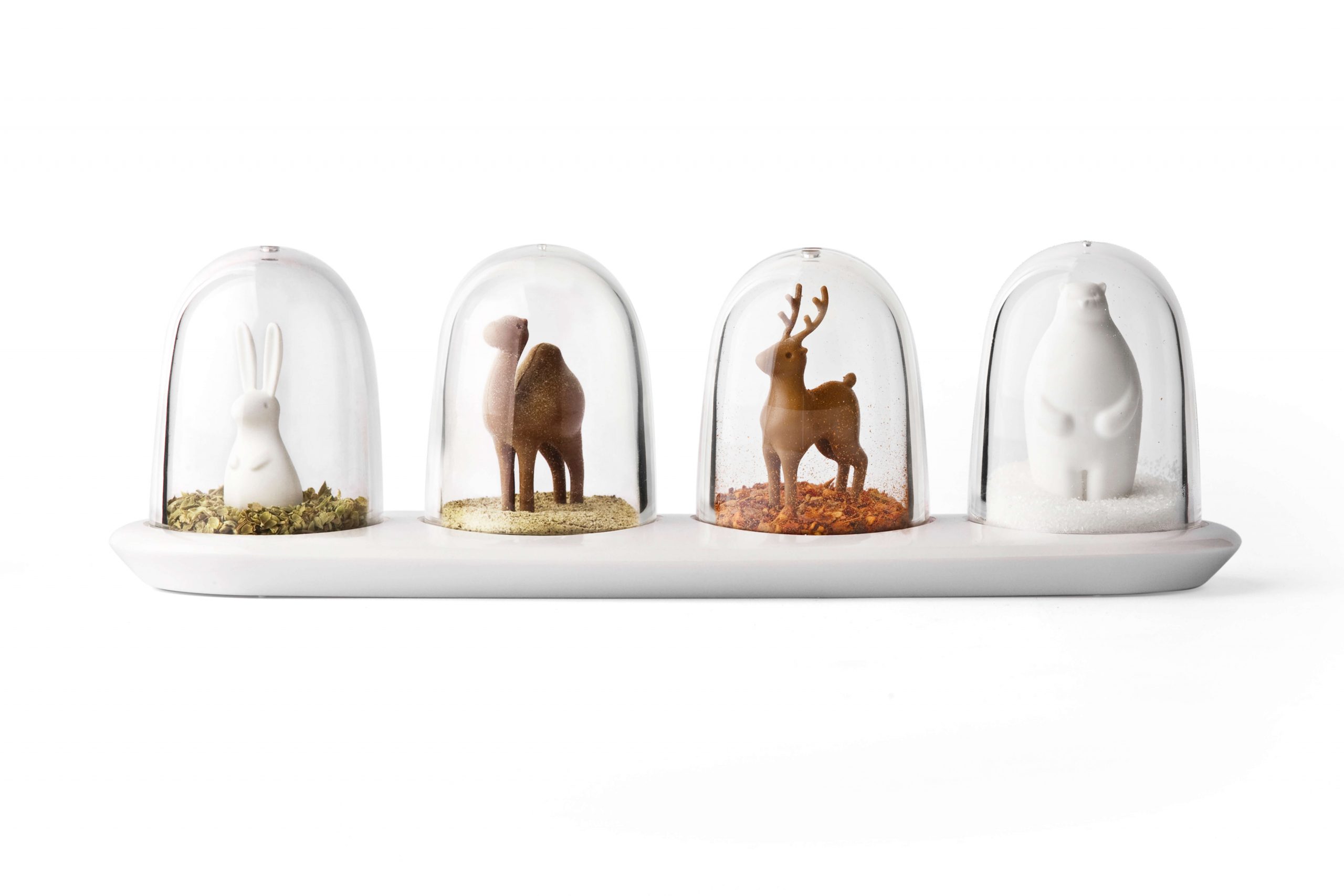 QL10125-WH Animal Parade Spice Shaker2